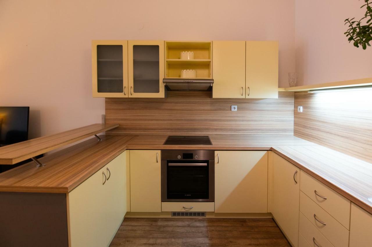 Apartman U Krizku Jihlava Luaran gambar